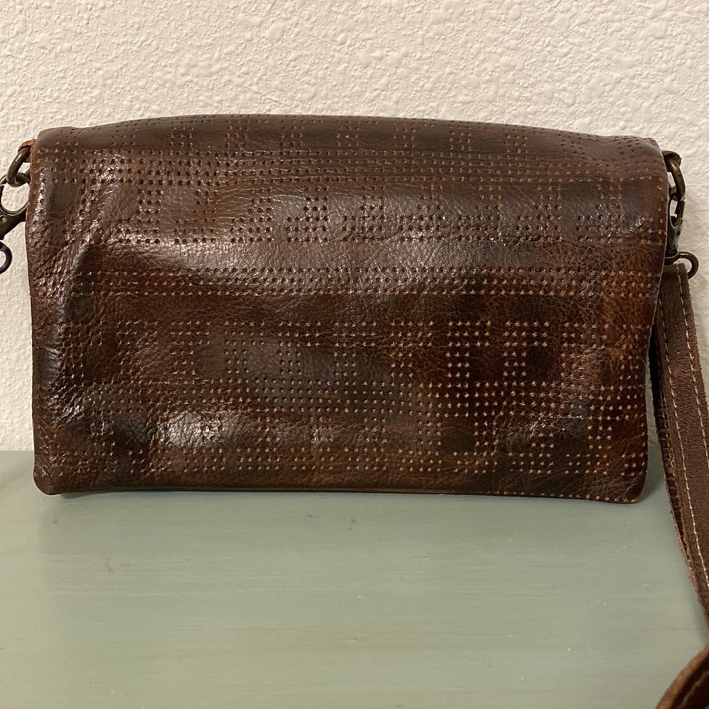 Bed Stu Bayshore Crossbody Bag / Clutch / Wallet Teak Rustic